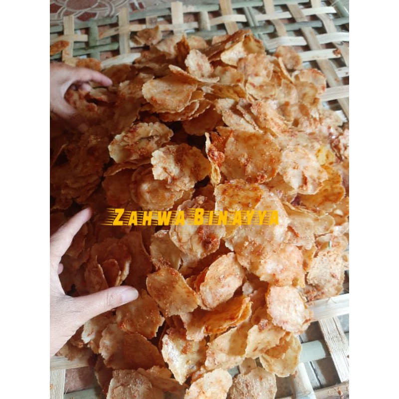 

Emping Mlinjo Mentah Rasa Pedas 1/2 kg Asli Pare kediri