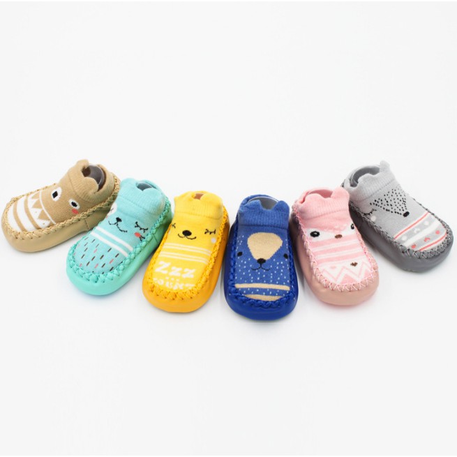 Diskon Shop - F382 Sepatu Anak Bayi / Kaos Kaki Anti Slip Bayi / Sepatu Prewalker Bayi