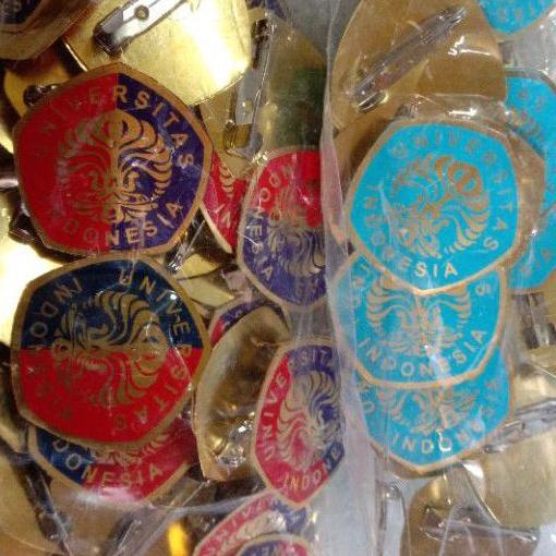Bagus Banget.. pin ui, lencana ui, tersedia untuk semua fakultas universitas indonesia