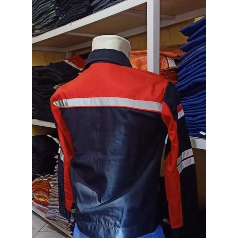 RESLETING MERAH KOMBINASI NAVY BAJU SERAGAM SAFETY BERLOGO K3 WEARPACK ATASAN BENDERA