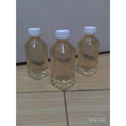 

Import Terbaik Minyak Kelapa Asli 250 ml Murni 100% / Klentik / Keletik / Kelentik / Lentik