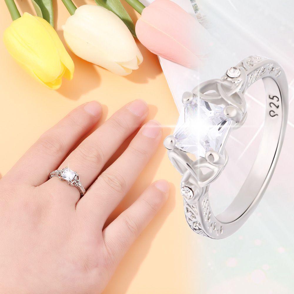 Cincin Sterling Silver 925 Desain Bunga Hias Berlian Untuk Hadiah Natal / Ulang Tahun