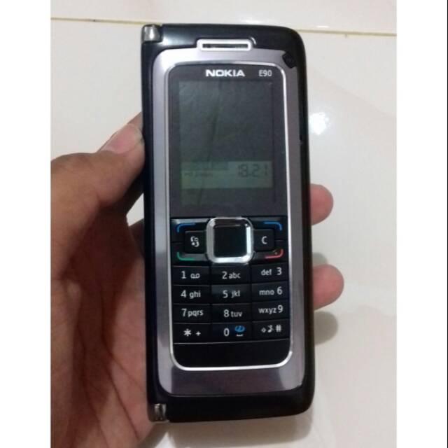Nokia E90 Original Black Communicator mirip 9110 9210 9300 9500