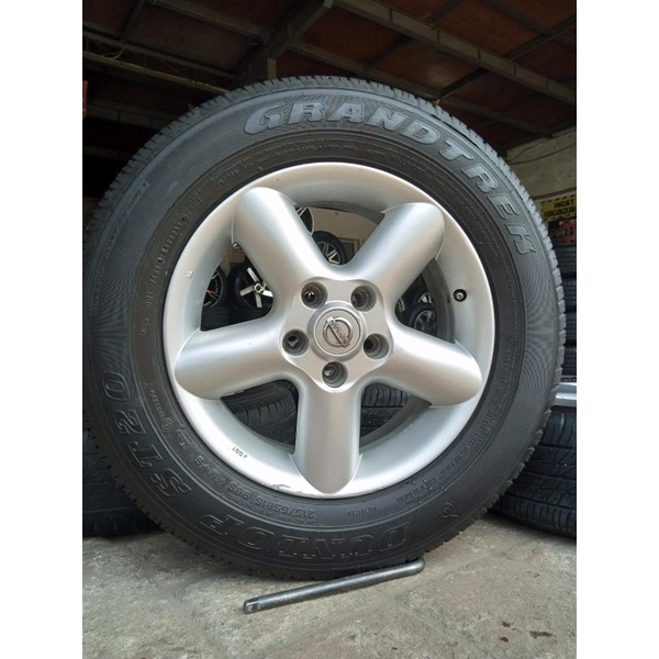 velg mobil bekas ring 16 plus ban copotan xtrail lubang baut 5x114