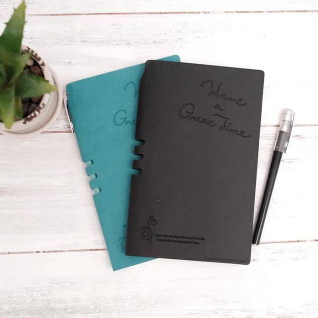 

Diary notebook notes hardcover buku catatan kegiatan moleskine 8925-orange