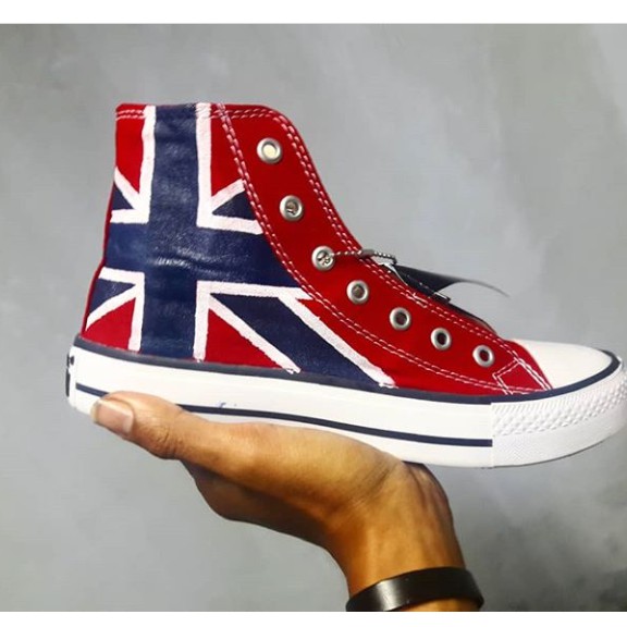 

SEPATU LUKIS BEBAS DESAIN CUSTOM NAMA GAMBAR KUALITAS RAPI CEPAT 107