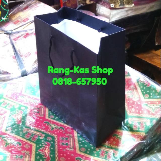 

Paperbag Hitam polos Mini artkarton isi 12pcs