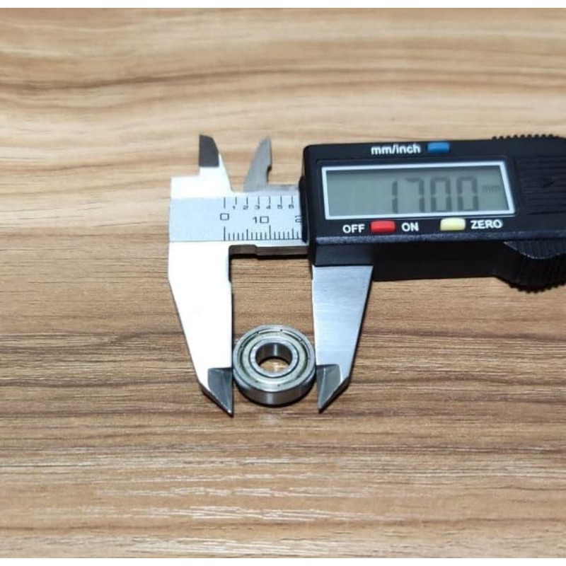 Roller Mesin Jahit Lobang Kancing