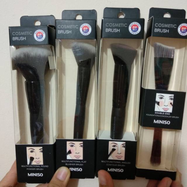 Miniso brush ada 4 model