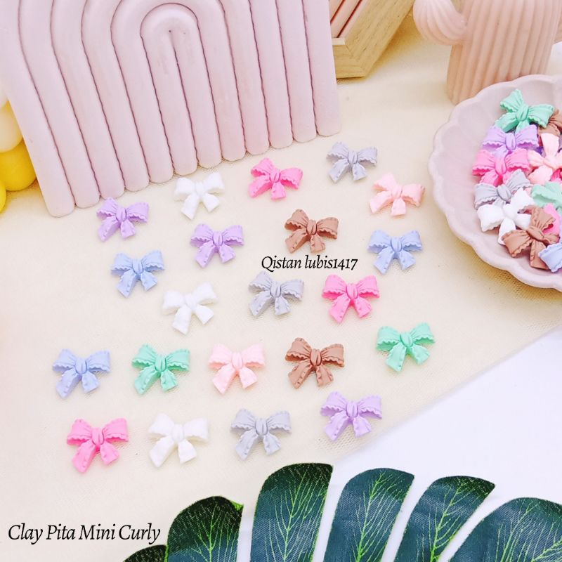 Clay Pita Mini Curly