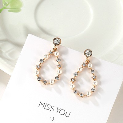 LRC Anting Tusuk Fashion Gold Color Pearl&amp;diamond Decorated Earrings