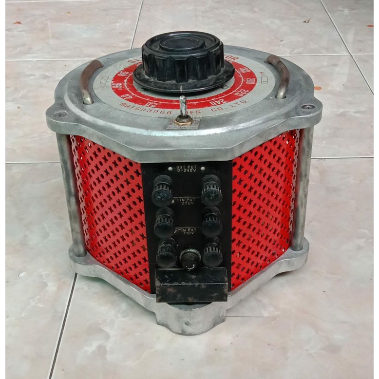 MATSUNAGA VARIAK VARIABLE 2KVA 220V Ac