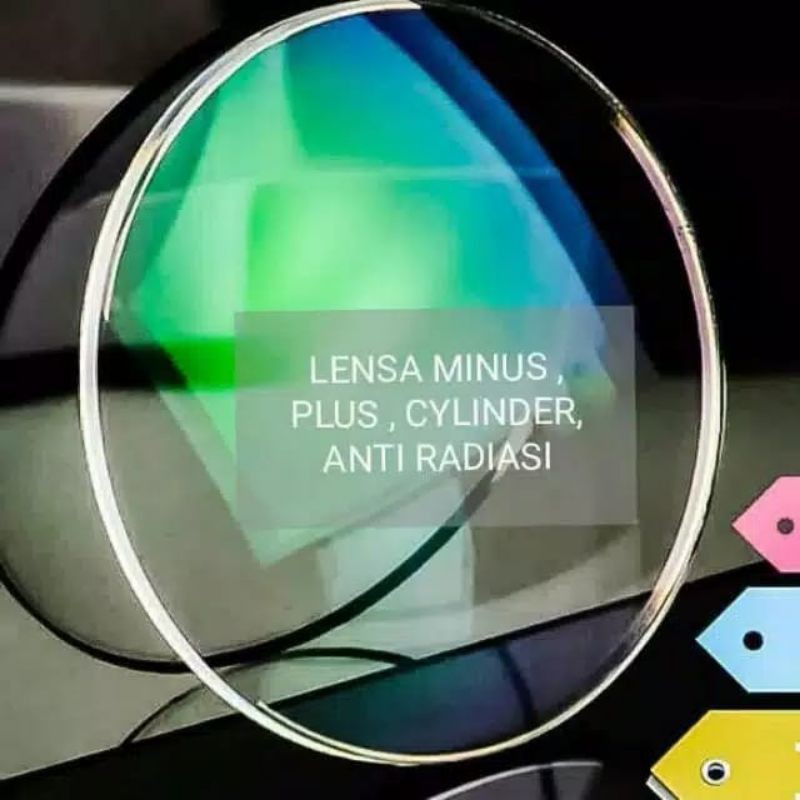 LENSA TAMBAHAN BAGI MATA MINUS TINGGI