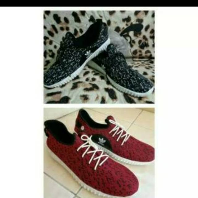 SEPATU KET ADIDAS WANITA YEEZY KW SUPER
