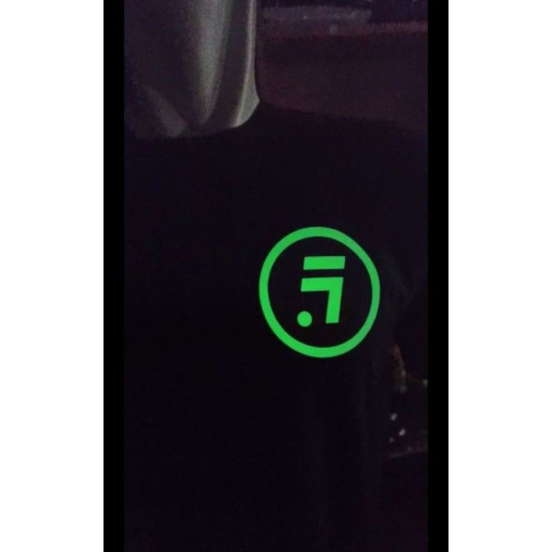 KAOS SATUAN SABLON MENYALA GLOW IN THE DARK TULISAN LOGO DLL BAHAN PREMIUM