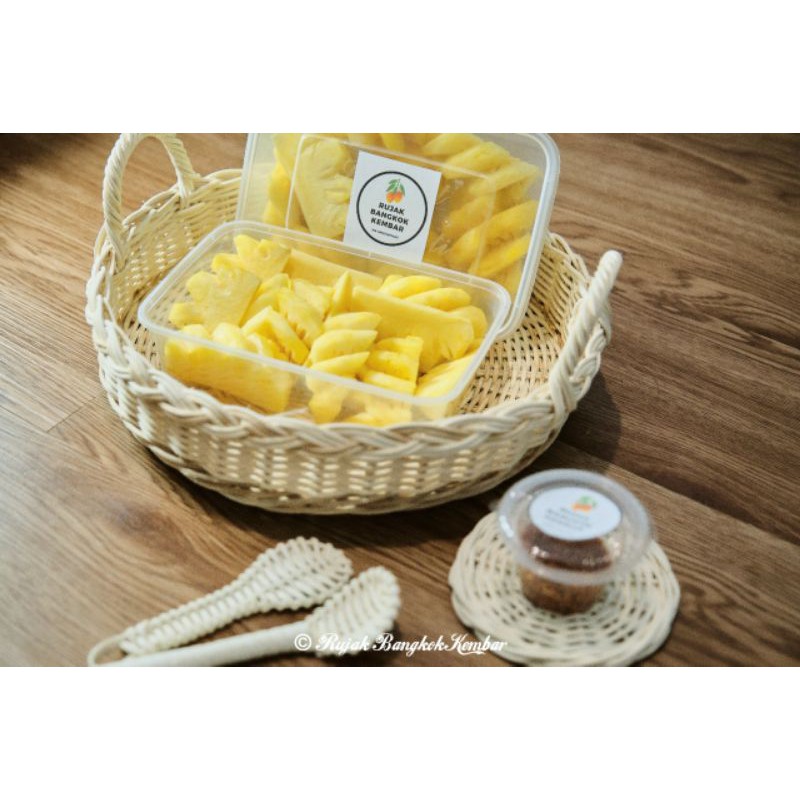 

Nanas Madu