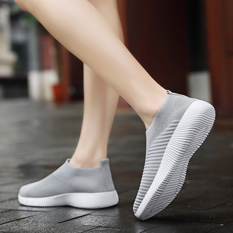 QINGSHUI Sepatu Kets Slip on Wanita Berkualitas Tinggi,Sepatu Wanita Model Terbaru,Bernapas Sepatu Lari Wanita Nyaman,Wanita Kaus Kaki Sepatu Datar Sepatu Wanita