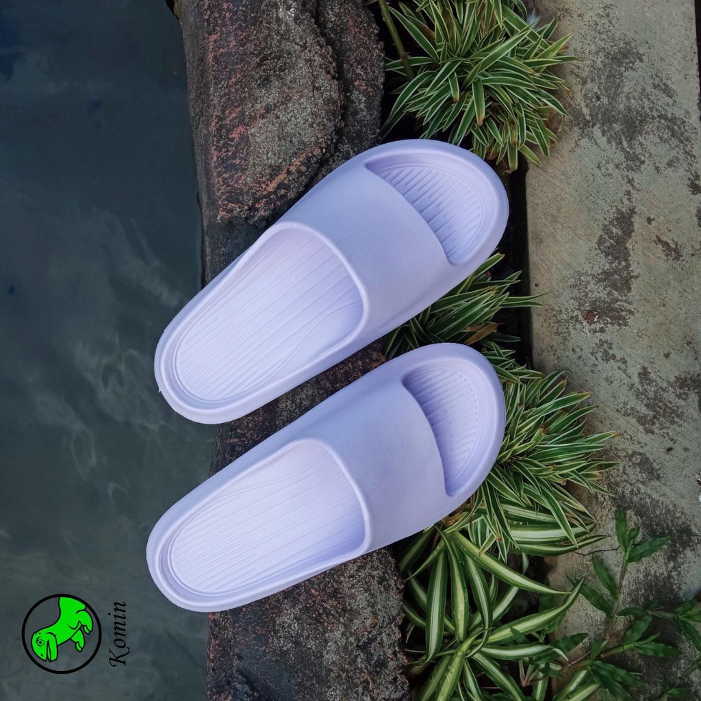 Sandal Slip On Polos Korean Style Murah Empuk Wanita Anti Selip Anti Air Bahan EVA Karet