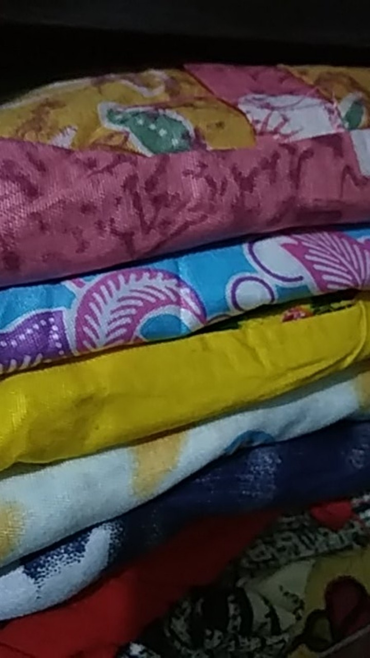 Kemeja Batik Cowok Lengan Pendek