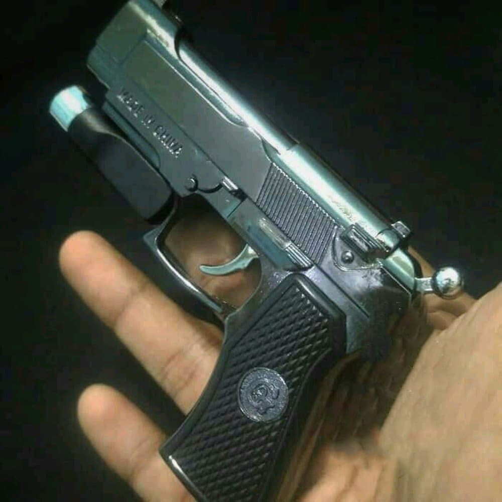 New Trend! KOREK API GAS PISTOL BARETA BARRETA SENTER LASER MANCIS LIGHTER