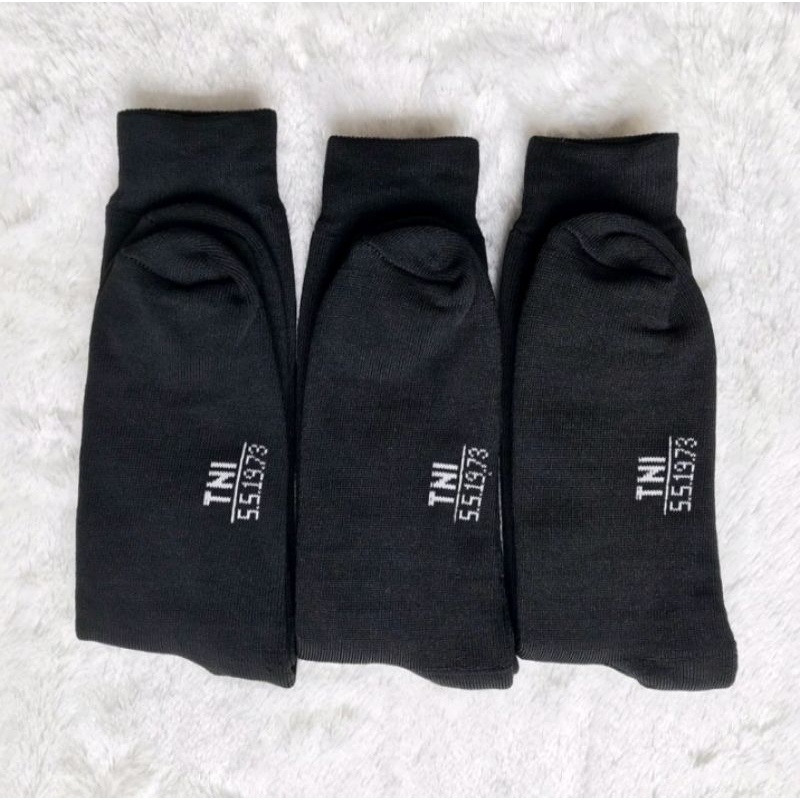 grosir!! ( 12 pasang ) kaos kaki TNI-POLRI hitam polos panjang sebetis pria dewasa / kelualitas terbaik dari toko kami / bahan cotton spandek lembut halus dan berkualitas terjamin / kemasan rapih siap untuk di jual lagi