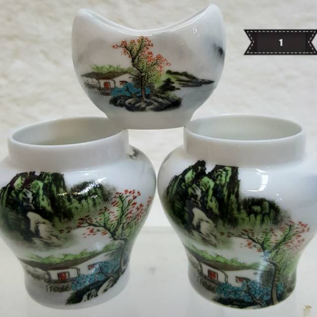 Cepuk keramik / Guci keramik