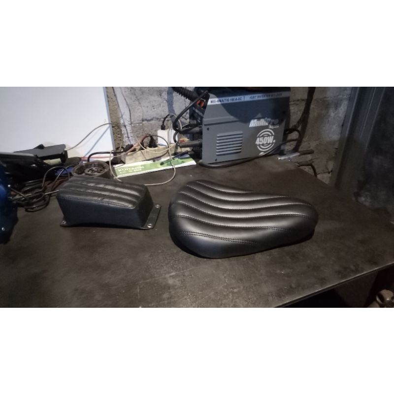 jok chopper/bobber/ double seat