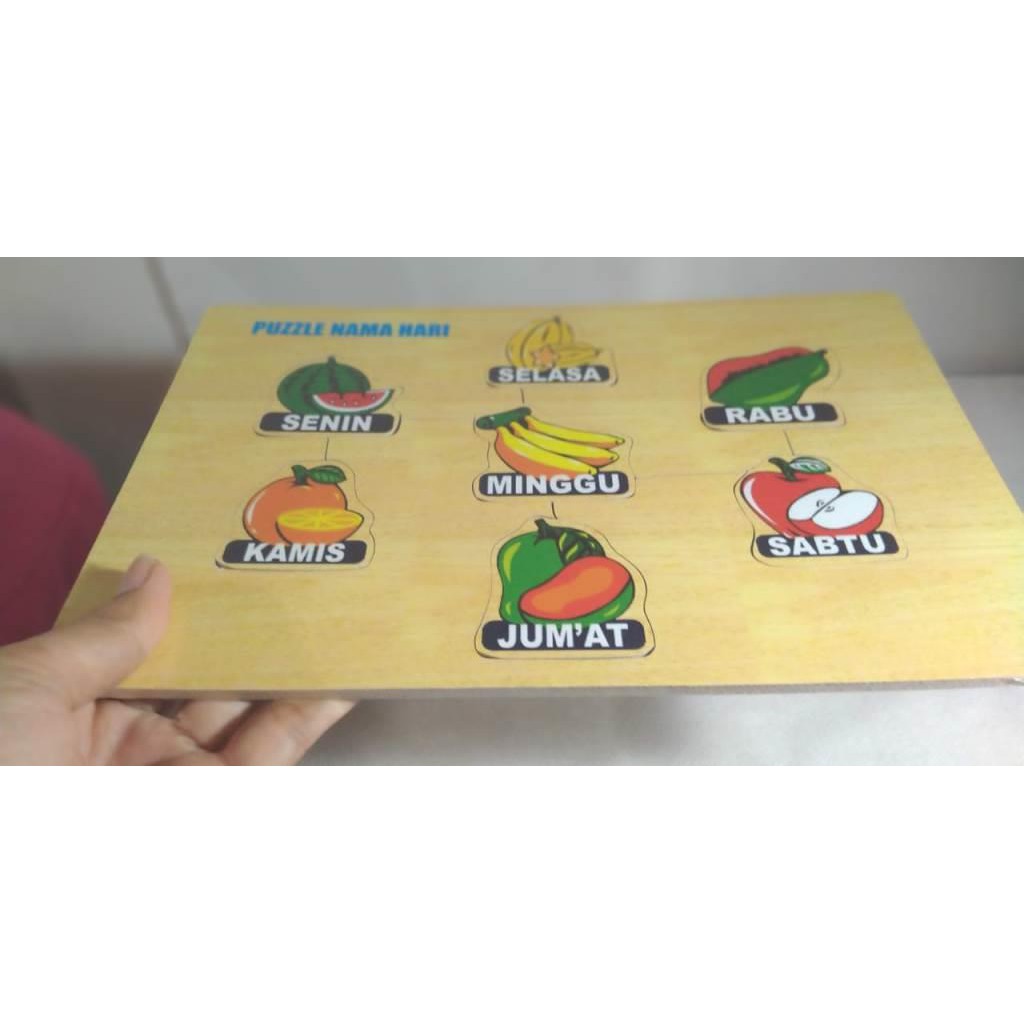 PUZZLE KAYU GAMBAR NAMA HARI BAHAN KAYU. MAINAN EDUKASI PASEL KAYU. RIENS COLLECTIONS