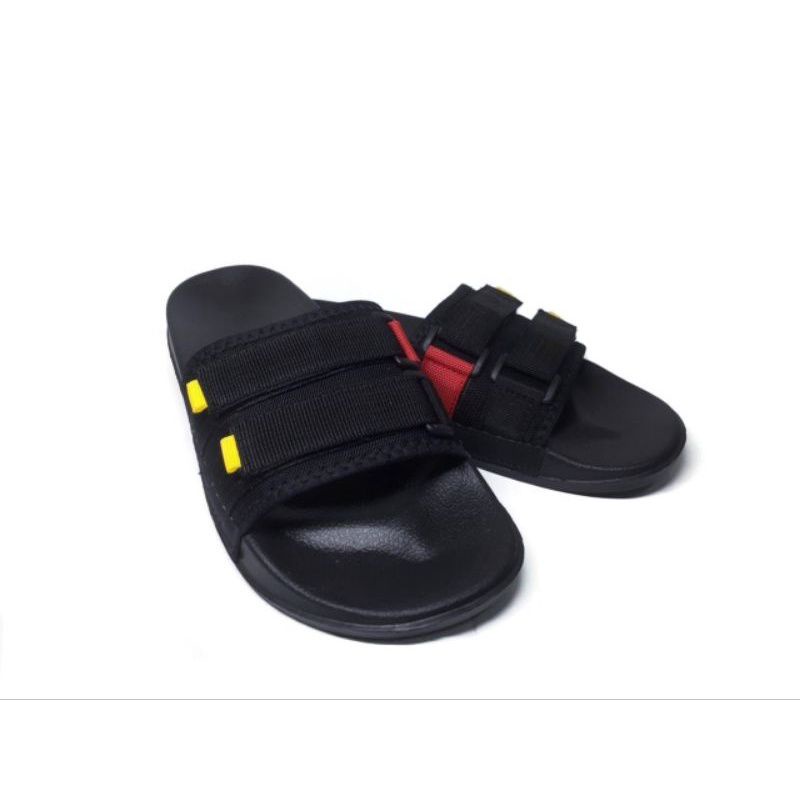 SANDAL SLIP.ON PRIA RINGAN LENTUR/SANDAL DISTRO TERKEREN/