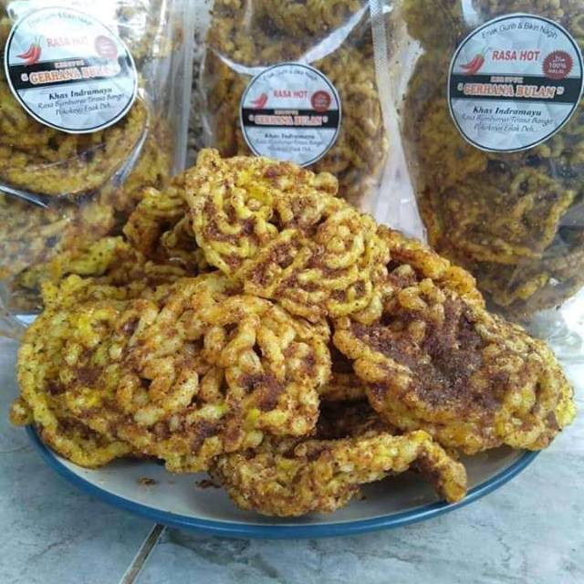 

Krupuk mie bumbu
