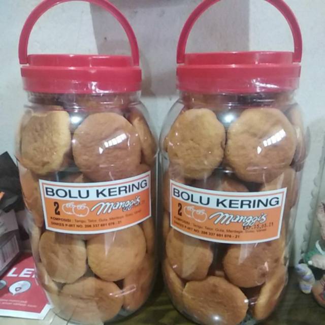 

Bolu Kering Cap 2 Manggis