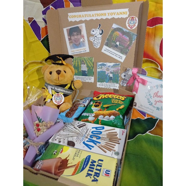 

GIFT BOX WISUDA/GRADUATION/HAMPERS BOX/HAMPERS WISUDA/GRADUTION