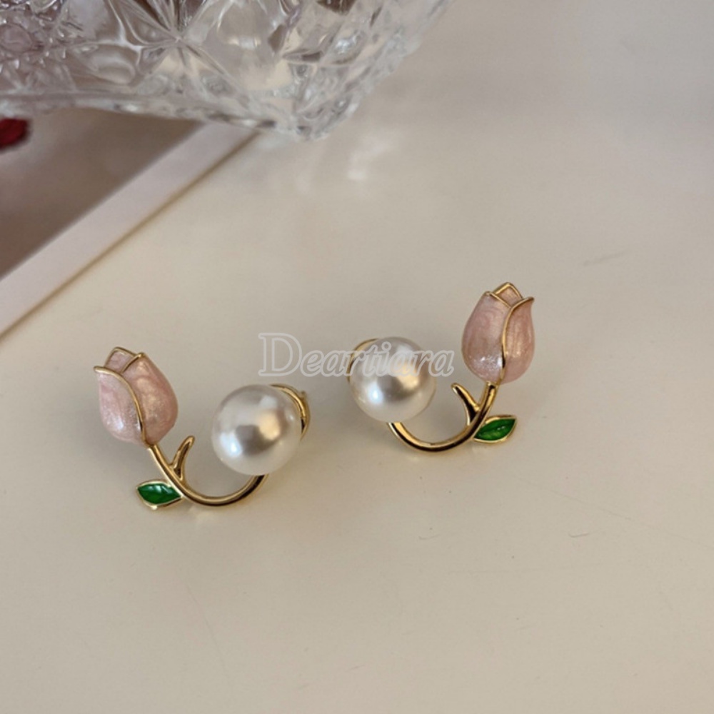 Anting Tusuk Desain Bunga Tulip Hias Mutiara Untuk Wanita