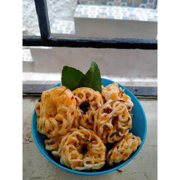 

kerupuk bantat pedas