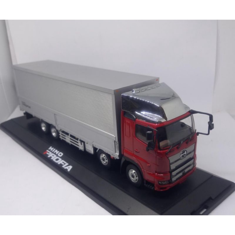 diecast miniatur truck hino profia miniatur truk box kontaoner transporter