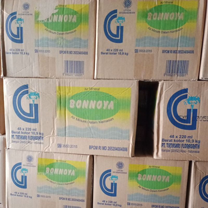 

Air Minum BONNOYA/HIOZ isi 48cup