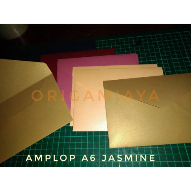 

Amplop A6 jasmine