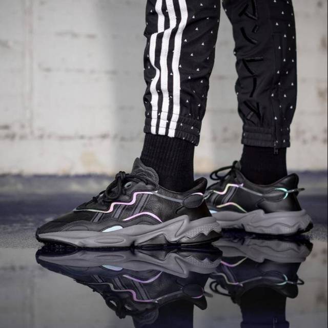 adidas ozweego light