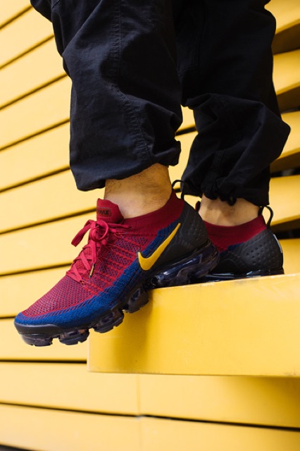 vapormax flyknit 2 team red