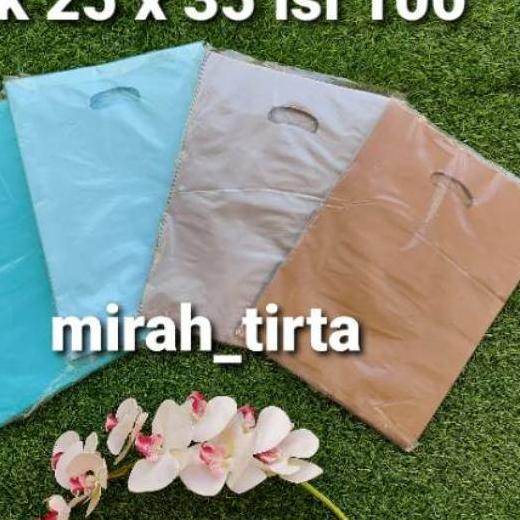 

❈ KANTONG KRESEK PLASTIK PLONG POND uk 25x35 isi 100. Kantong kresek olshop online shop plong polos tebal ➯