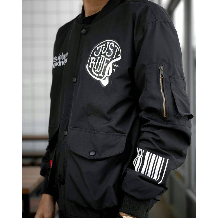 Jaket Bikers Jaket Salvio Hexia Jaket Parasut Salviohexia Jaket Outdrorr Jaket Bomber Putih