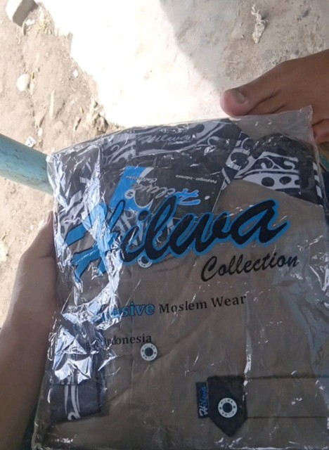 Hem Batik Pria Modern