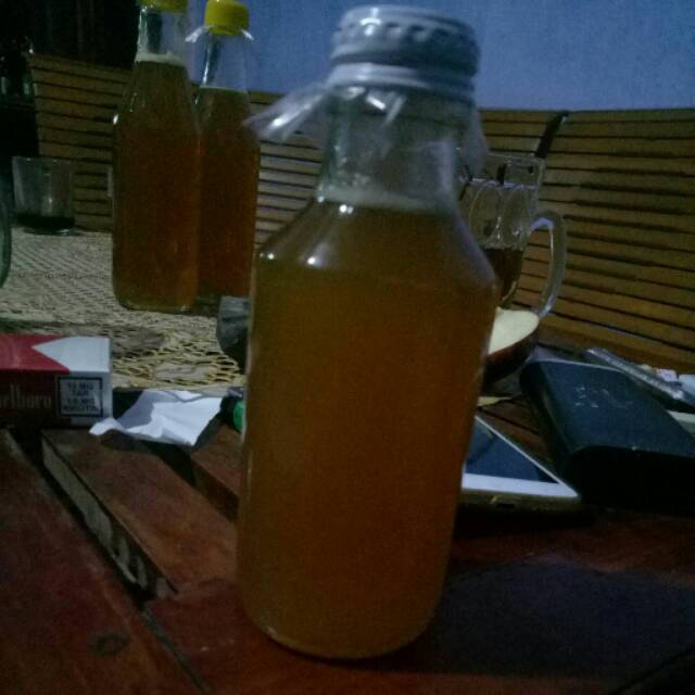 

Madu kelenceng