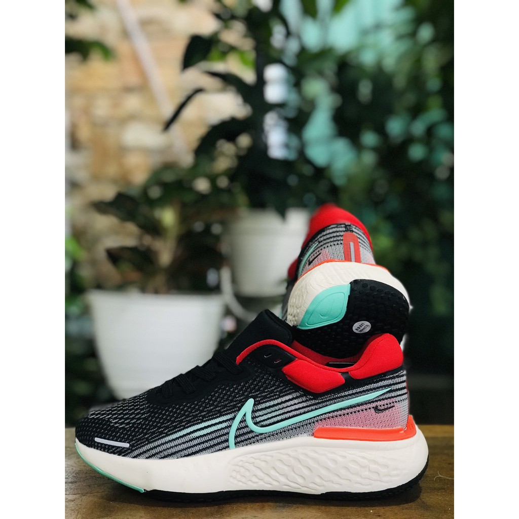 nike invincible flyknit