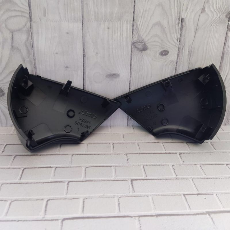 tutup kaki spion avanza tutup kaki dudukan spion avanza xenia