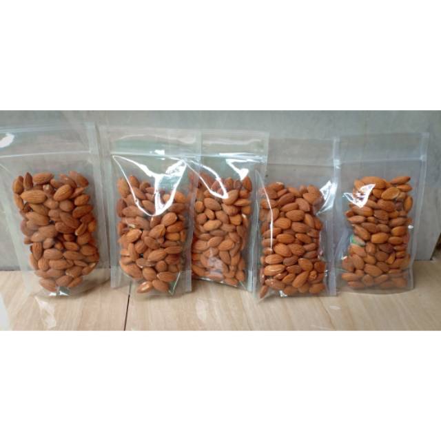 

Cemilan Sehat Almond Kupas Panggang Siap Santap Fresh Renyah