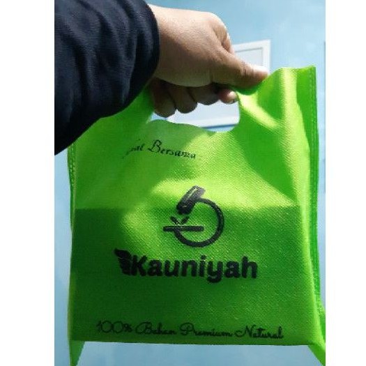 

GOODIE BAG TAS JINJING KAUNIYAHOIL