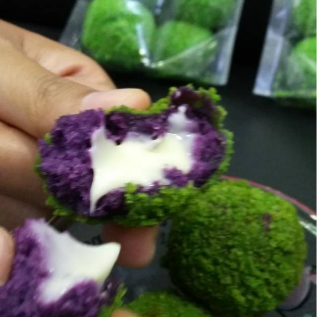 

Bola bola ubi melted