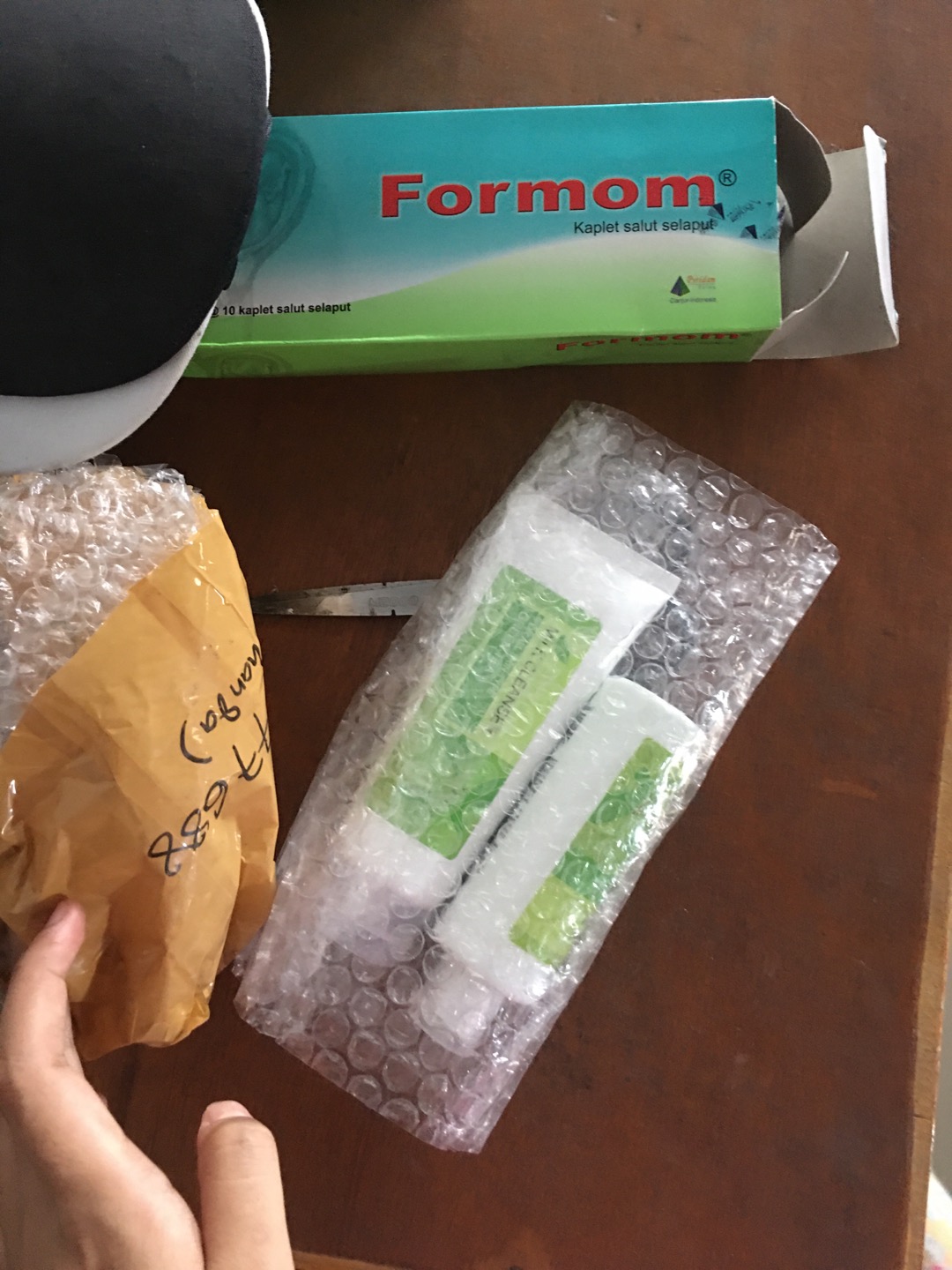 Facial Foam Green Tea Larissa Basic [ 100 Ml ]