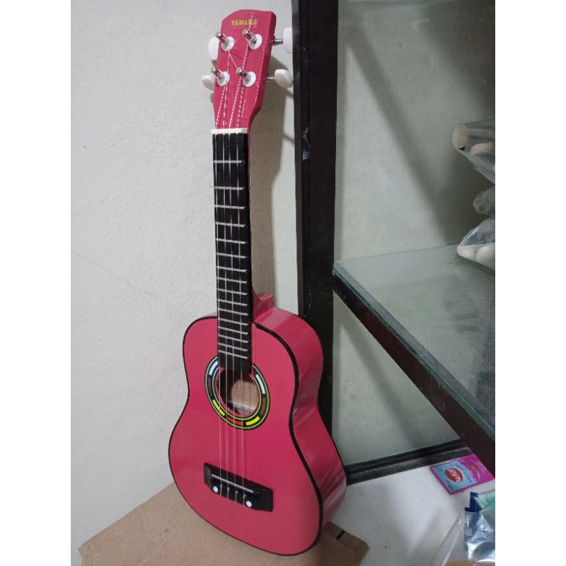 Ukulele senar4 dan senar3/ukulele murah bonus pic